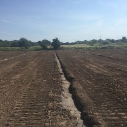 Lateral drainage installation